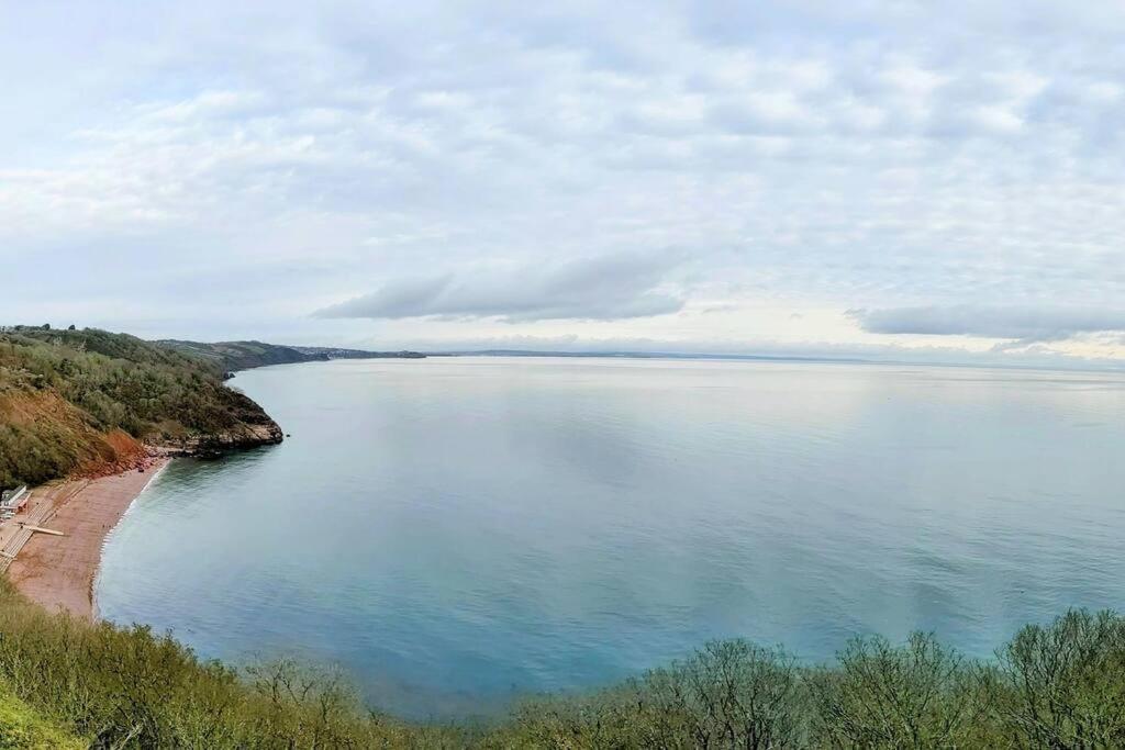 Spacious First Floor Family Flat, Sea View Torquay Eksteriør billede